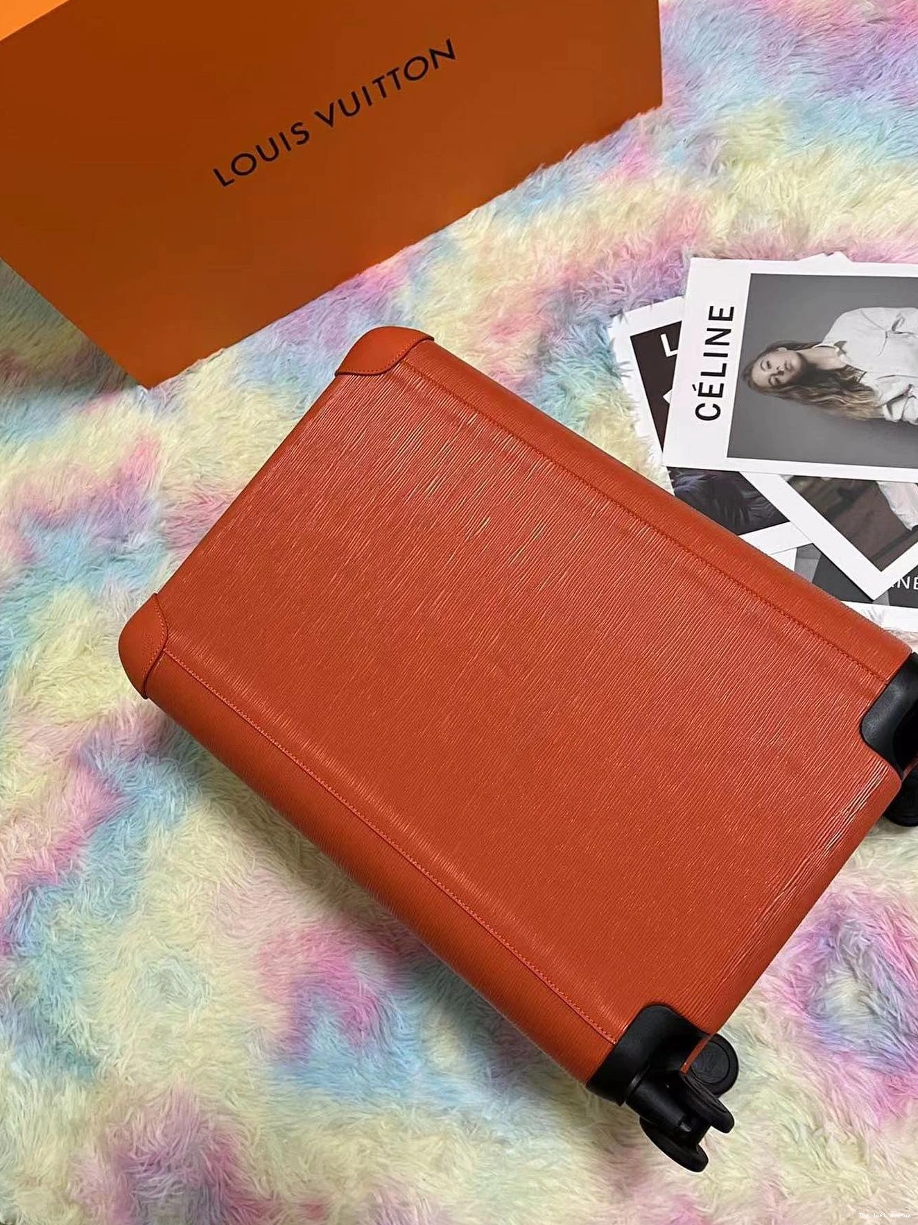 CUSTOM ORANGE CABIN HORIZON SUITCASE 55 37L 0808
